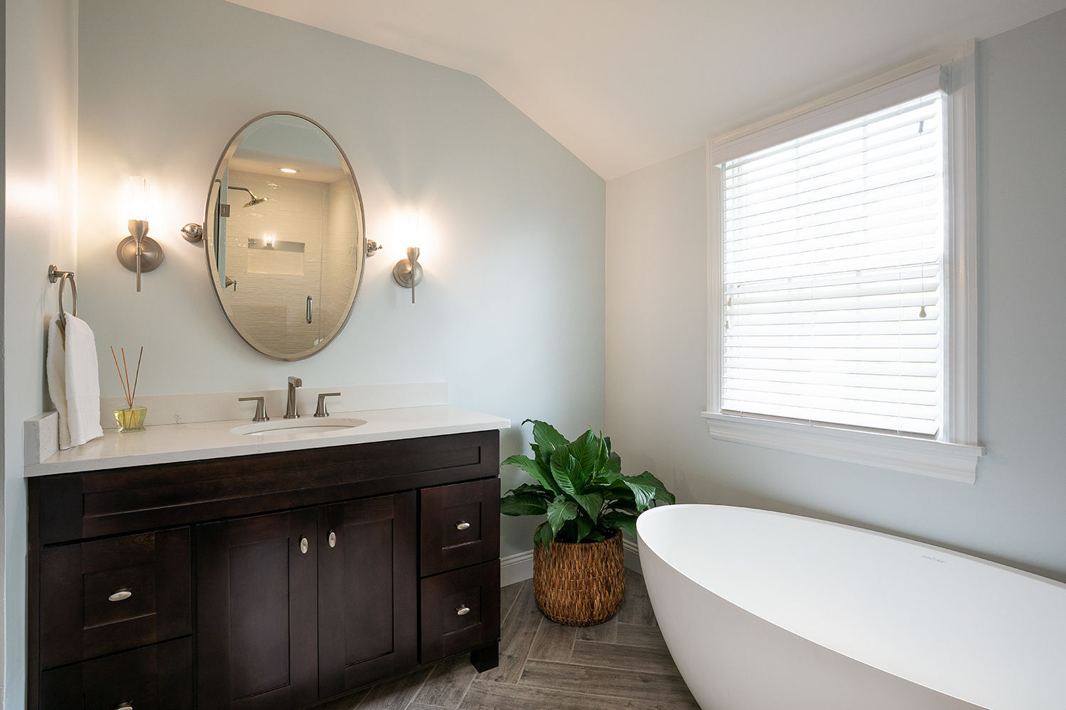 Bathroom 2.jpg
